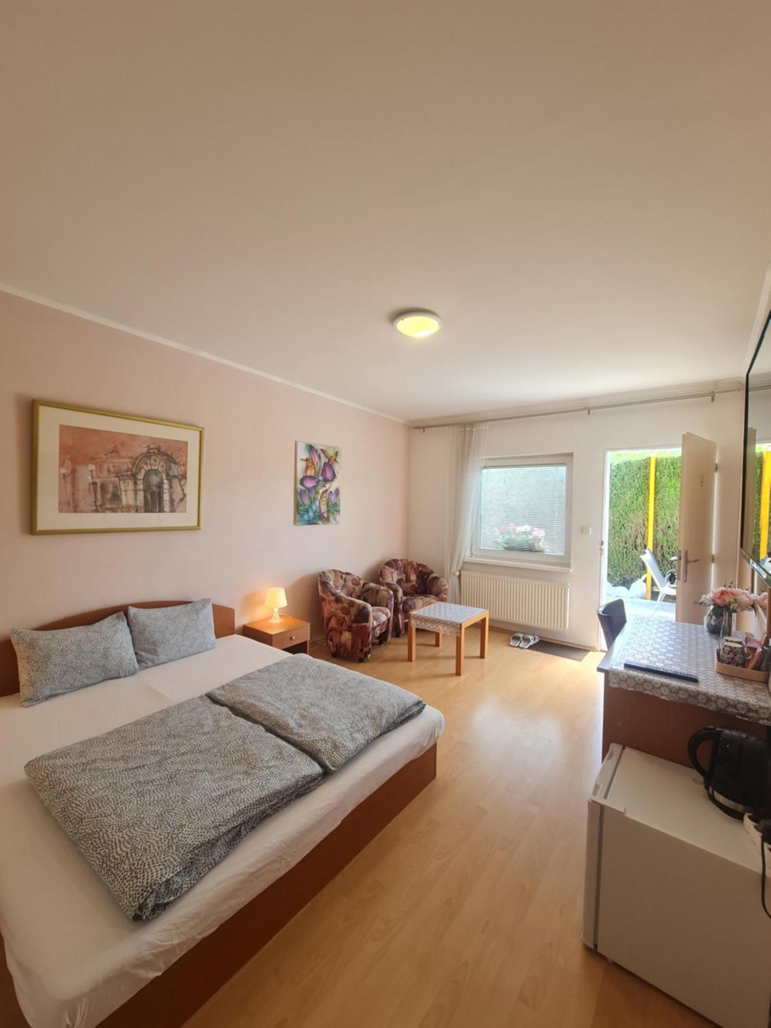 Affittacamere Cozy With Garden In