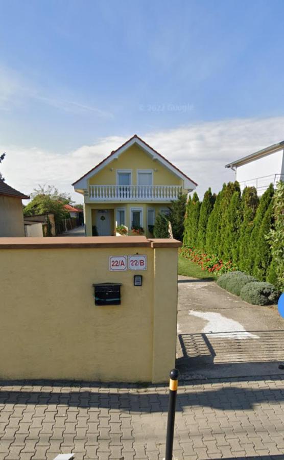 Pensjonat Cozy With Garden In